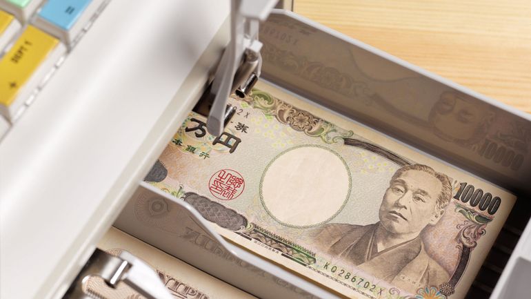 Le gouvernement japonais est intervenu pour soutenir le yen, une première depuis 1998