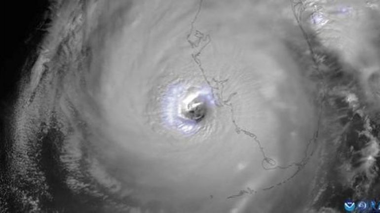 L'ouragan Ian rétrogradé au rang de tempête tropicale après son passage en Floride