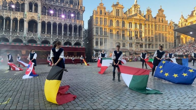 Les Émirats arabes unis à l'honneur à l'Ommegang de Bruxelles : un cas de soft power ?