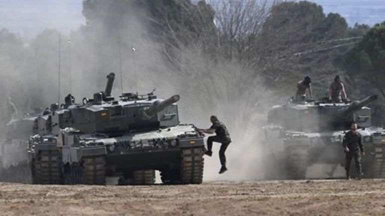 Guerre en Ukraine : l'Allemagne a livré 18 chars Leopard 2 à l'Ukraine