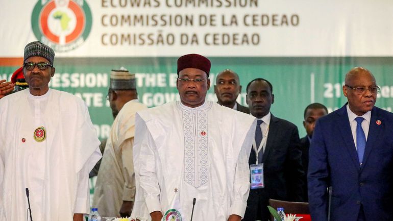 Mali : l'Afrique de l'Ouest exige des élections en février, nouvelles sanctions possibles