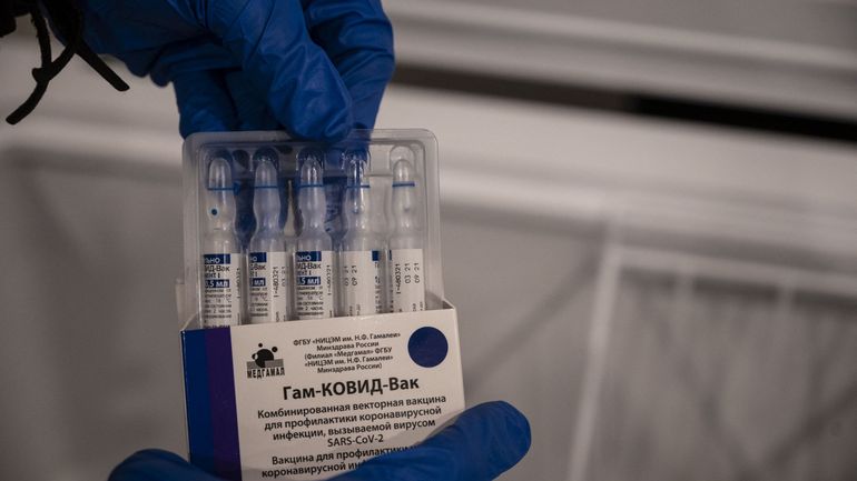 Coronavirus: la Serbie commence à produire le vaccin russe Spoutnik V