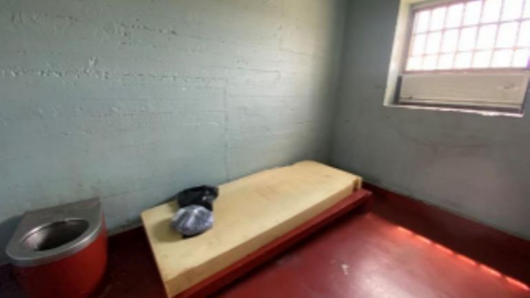 Prisons : un rapport dévoile la prise en charge inhumaine des détenus internés