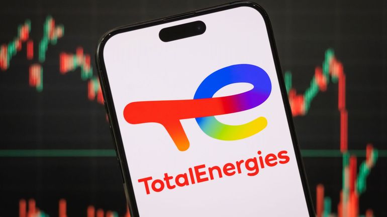 Le géant du pétrole et du gaz TotalEnergie accusé de Greenwashing : un procès emblématique s'est ouvert à Paris
