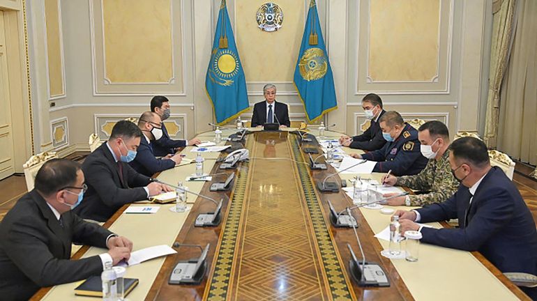 Kazakhstan : Le président autorise la police à tirer sans sommation