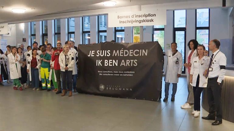 Grève des médecins: premiers bilans d'une journée de mobilisation significative