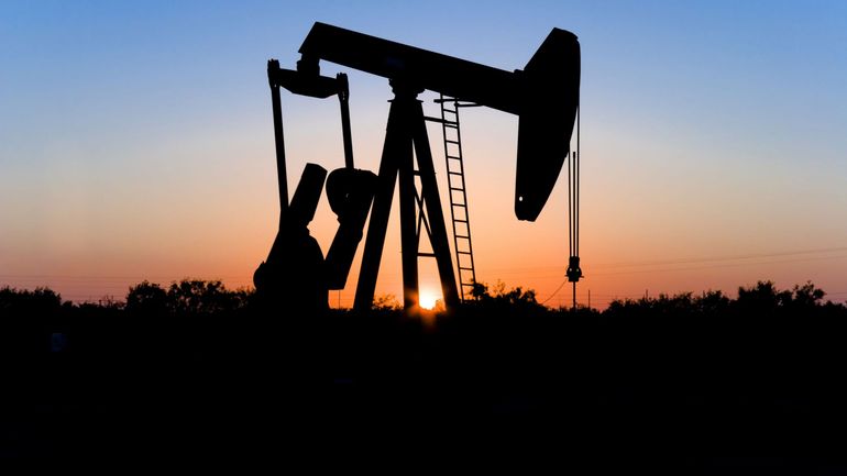 Crise énergétique : le secteur pétrolier va devoir utiliser ses surprofits pour une contribution de solidarité