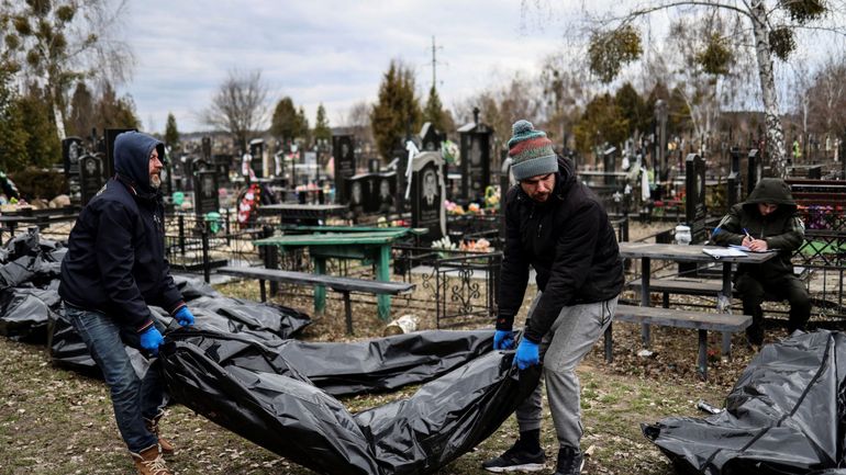 Guerre en Ukraine : Bruxelles incite les Etats membres à coordonner leurs enquêtes