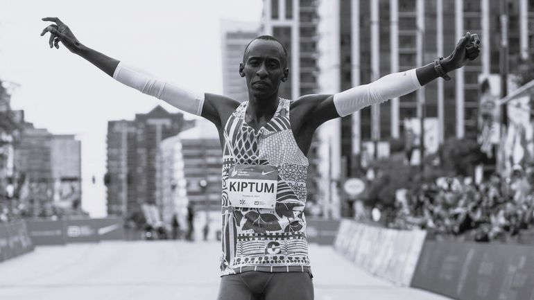 Kelvin Kiptum, recordman du monde du marathon, est mort dans un accident de voiture