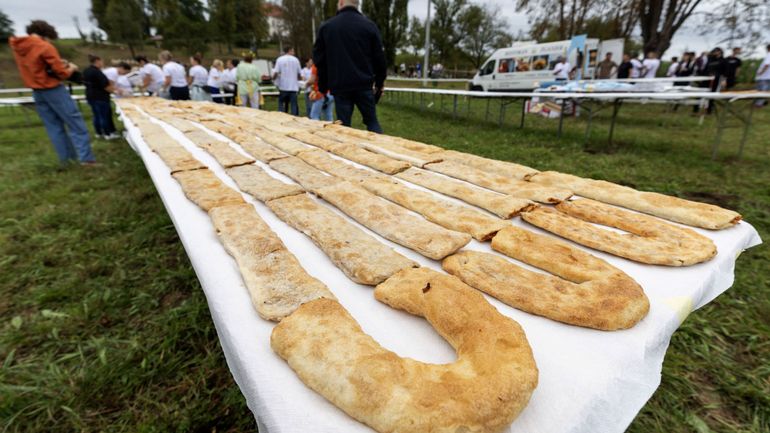 Un village croate dans le livre des records pour une chaîne de strudels de 3 km