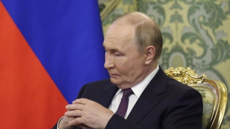 Russie : Poutine promulgue la loi renforçant la censure et la surveillance sur internet