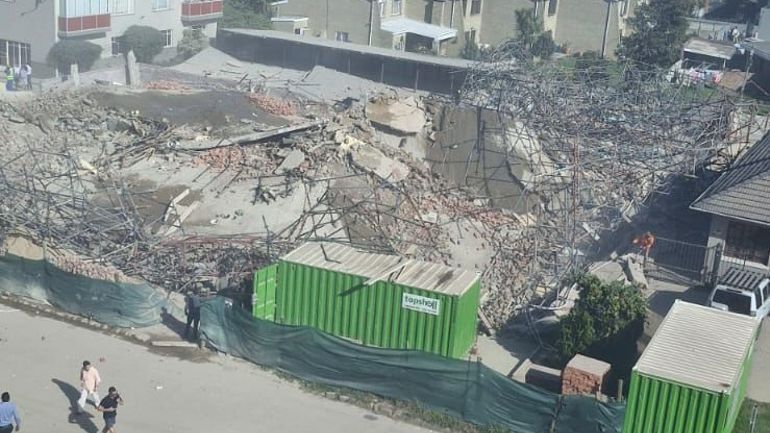 Afrique du Sud : un mort dans un immeuble effondré, 47 ouvriers piégés