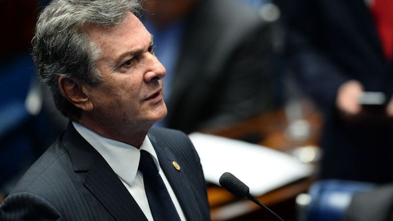 Brésil : l'ex-président Collor de Mello condamné à plus de huit ans de prison pour corruption