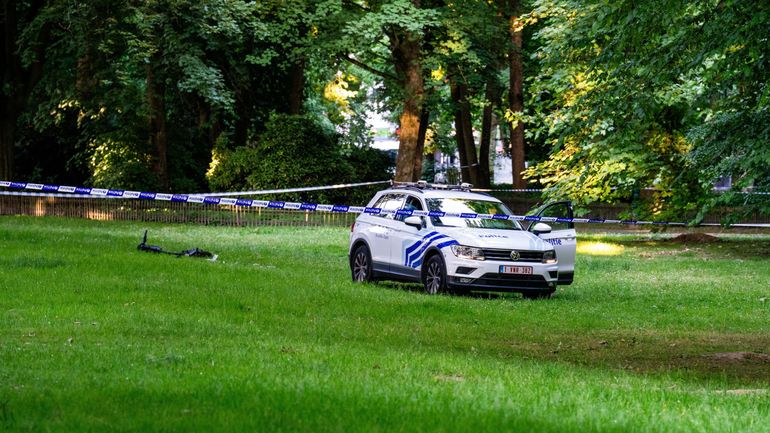 Mort de Fabian à Ganshoren : un policier inculpé après une fuite d'informations sur le décès de l'enfant