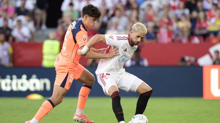 Le FC Barcelone en prend 4 et s'écroule face au FC Séville et Adnan Januzaj