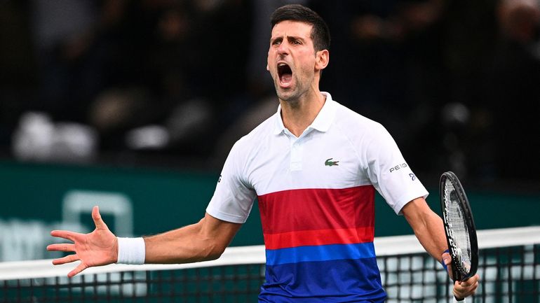 Paris Bercy : seul sur sa planète, Djokovic accède à la finale et terminera l’année N.1 mondial pour la 7e fois