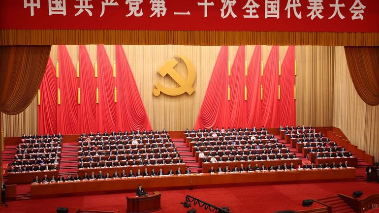 20e congrès du Parti communiste chinois (PCC): Xi Jinping, en route pour un 3e mandat, s'offre un tonnerre d'applaudissements