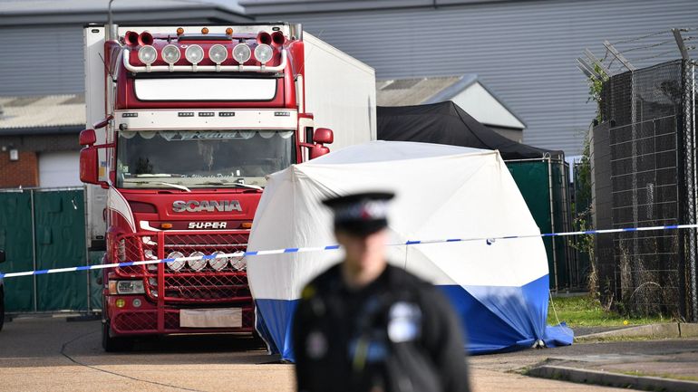 39 morts à bord d'un camion en Angleterre: 24 suspects jugés mercredi en Belgique pour trafic d'êtres humains