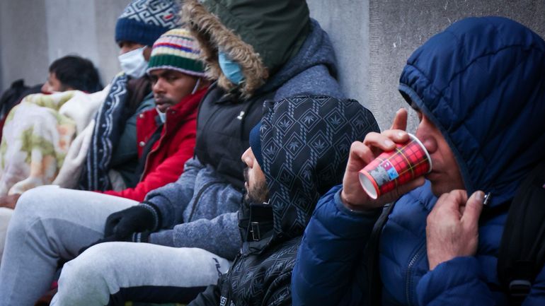 Crise de l'accueil : les associations exigent une hausse des astreintes et leur paiement