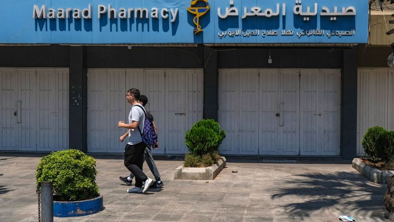 Liban : les pharmaciens du pays gardent le rideau fermé pour dénoncer les pénuries de médicaments