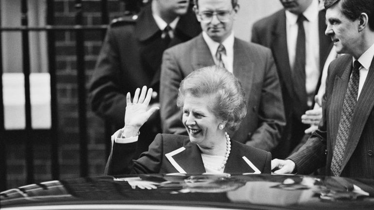 Il y a 32 ans, Margaret Thatcher démissionnait au profit de John Major : que reste-t-il de l'ère de la Dame de Fer ?