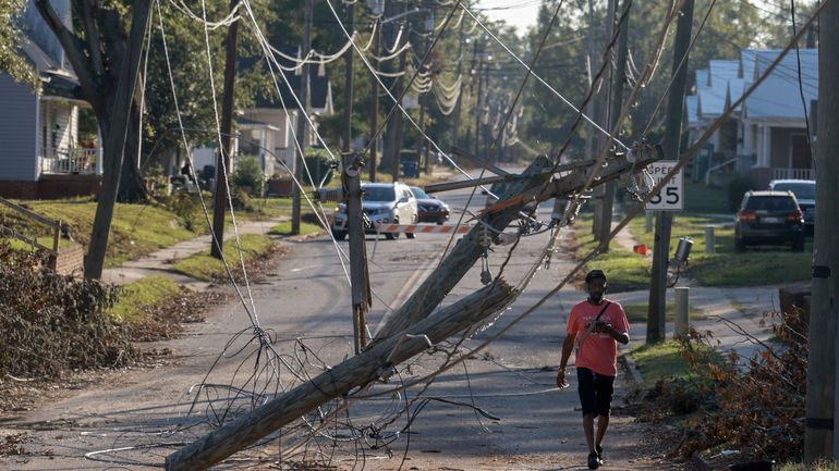 Encore affectée par le passage d'Hélène, la Floride se prépare à un nouvel ouragan
