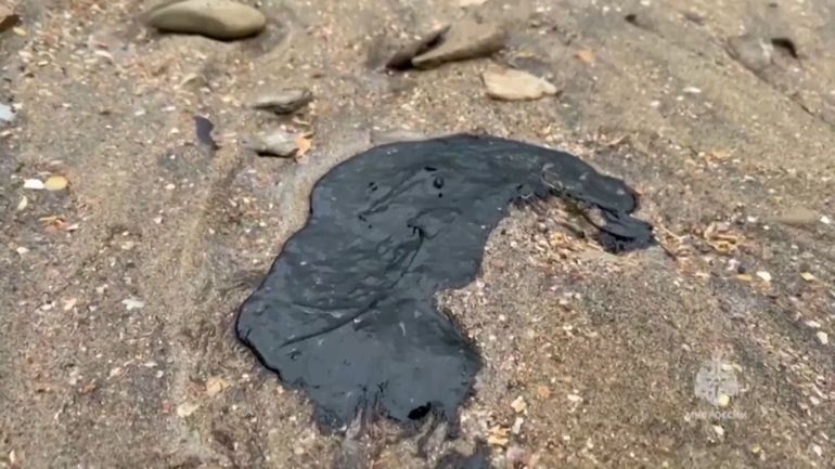 Marée noire en Crimée : Anapa placée en état d'urgence après le naufrage de deux pétroliers