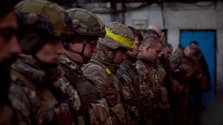 Guerre en Ukraine : plusieurs milliers de jeunes Ukrainiens ont tenté d'éviter le service militaire