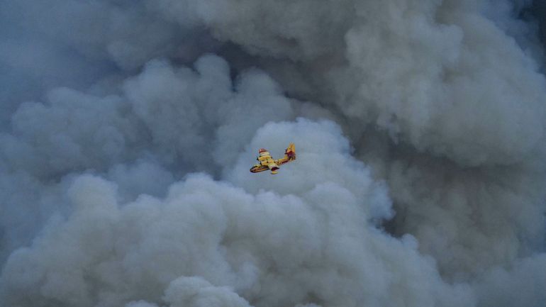 Incendie dans l'Aude en France : 11.000 hectares du massif des Corbières ravagés, un mort, deux blessés, 25 maisons brûlées