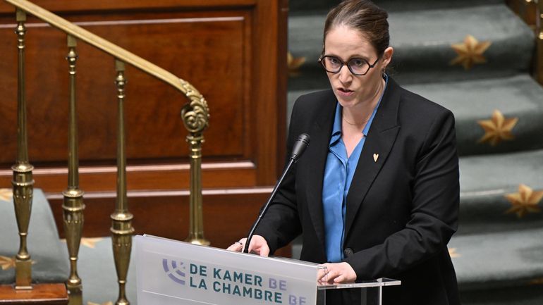 Belgique : la limitation d'aide matérielle pour des demandeurs d'asile, décidée par la secrétaire d'État, a été suspendue par le Conseil d'État