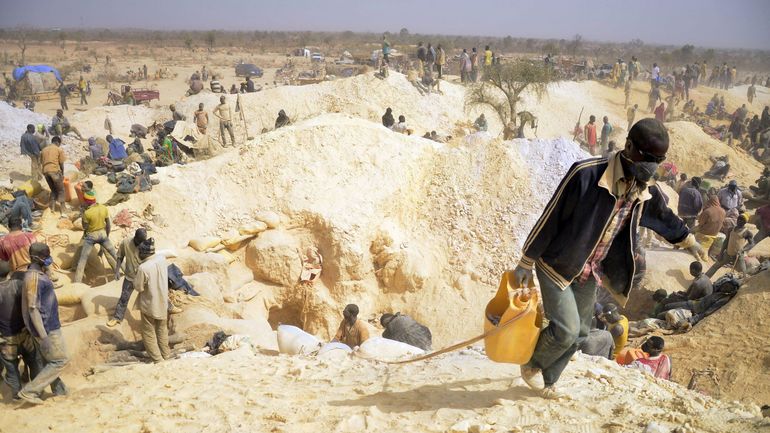 Burkina : un nouveau bilan fait état de 63 morts dans l'explosion d'une mine d'or artisanale