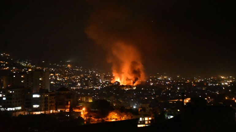 Guerre au Proche-Orient : Israël pilonne durement la banlieue sud de Beyrouth, bastion du Hezbollah, et continue de cibler Nasrallah