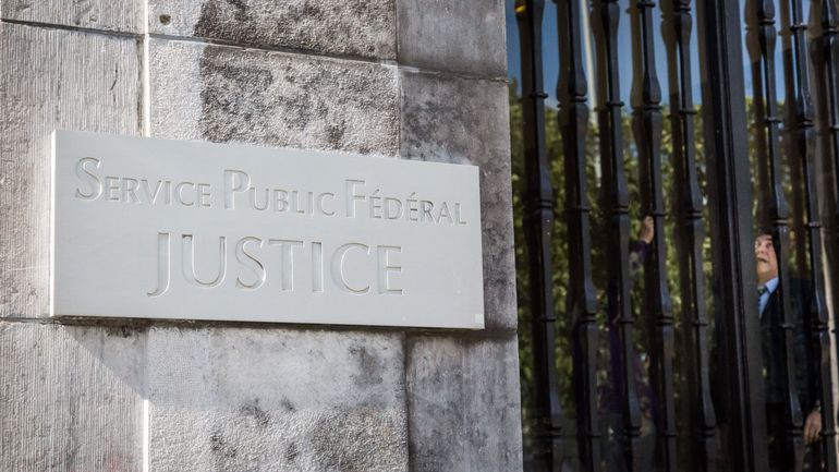 Budget des frais de justice trop élevé : le SPF Justice serre la vis