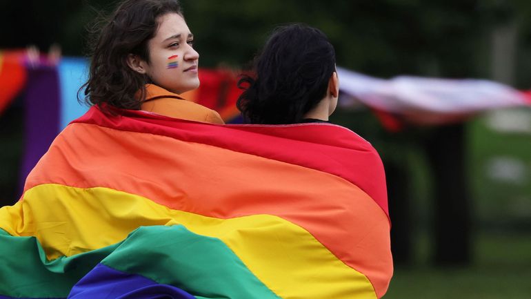 Jeunes LGBTQIA + en refuge : un réseau européen pour mieux prendre en charge