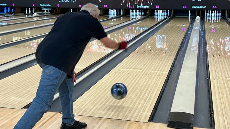 Gus, un centenaire qui ne perd pas la boule