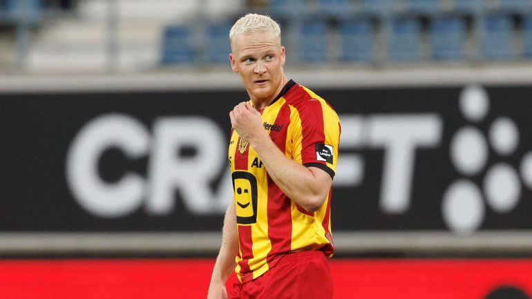 Le défenseur de Malines Jules Van Cleemput met fin à sa carrière à 27 ans : 