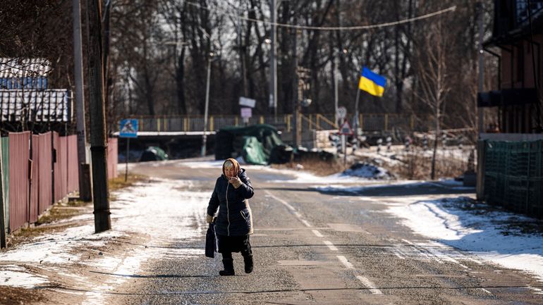 Guerre en Ukraine: les soldats russes encerclent les villes ukrainiennes, selon le Pentagone