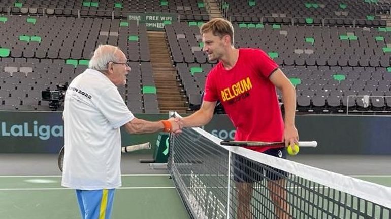 Coupe Davis : David Goffin a échangé des balles avec Leonid, 98 ans, le plus vieux joueur de tennis du monde