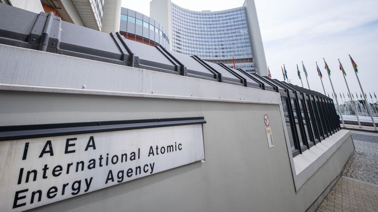 Les inspecteurs de l'Agence internationale de l'énergie atomique débutent leur mission dans la principale centrale nucléaire d'Iran