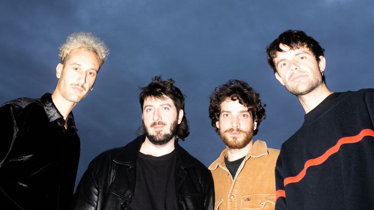 Quelques mois après le deuxième album, TUKAN dévoile le nouveau single Layover