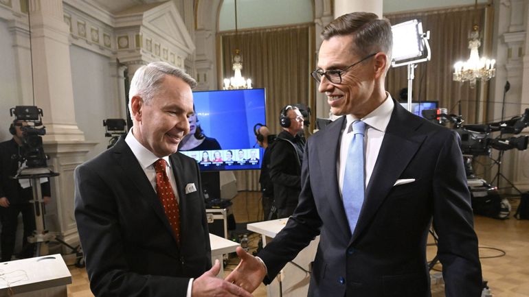Finlande : un ex-Premier ministre et un ex-ministre des Affaires étrangères se disputeront la présidence
