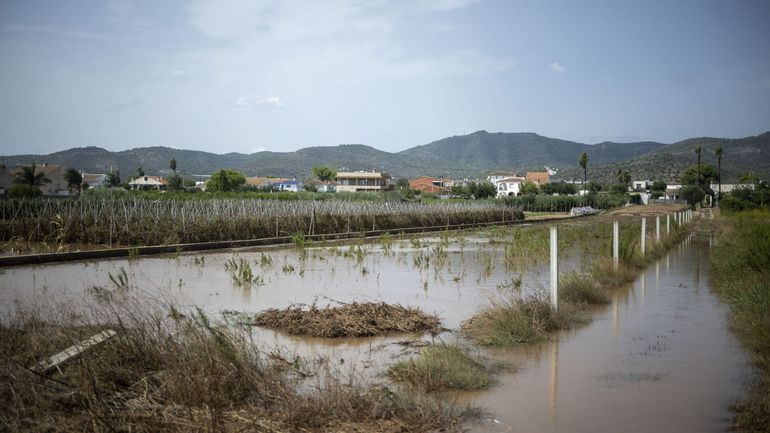 Espagne : un mort et deux disparus après des pluies torrentielles, 7 régions toujours en alerte