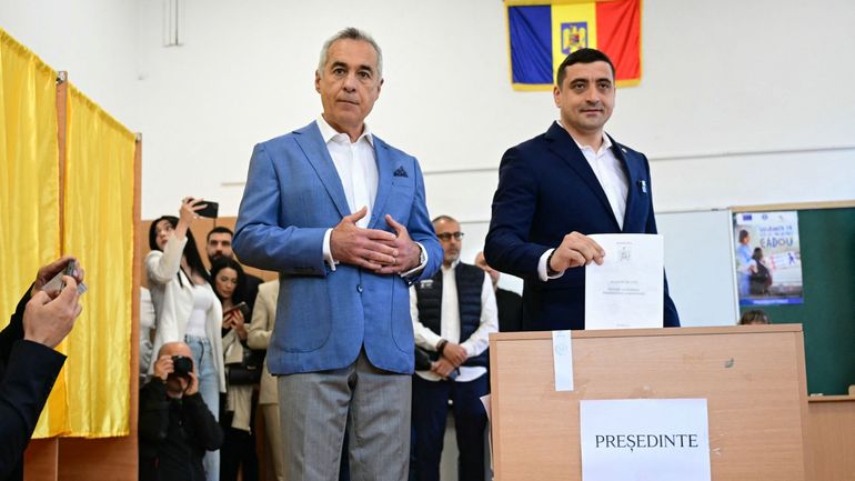 Présidentielle en Roumanie : le candidat d'extrême droite obtient un score écrasant au premier tour