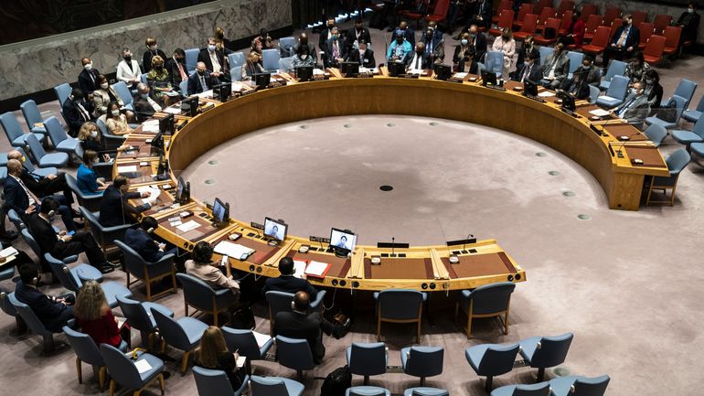 Le Conseil de sécurité de l'ONU fait un premier pas pour aider l'Afghanistan des talibans