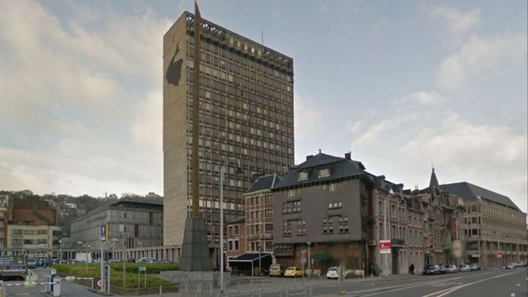 Liège : un jeune homme décède après une chute de plusieurs étages, il souhaitait contempler la vue du haut de la Cité administrative