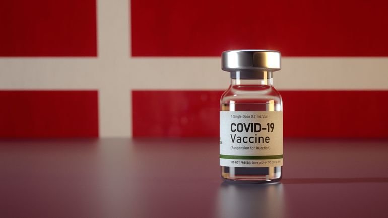 Nouveau record, avec plus de 25.000 cas détectés de Covid-19 au Danemark, où Omicron représente 85% des infections