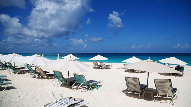 Anguilla : le territoire de 16.000 habitants devenu riche grâce à son ".ai", trésor très convoité par la Silicon Valley