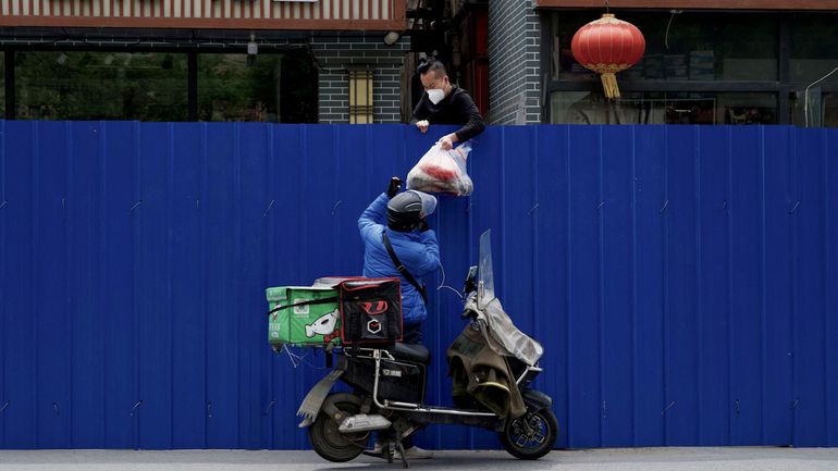 Coronavirus en Chine : des milliers d'habitants de Pékin en quarantaine forcée