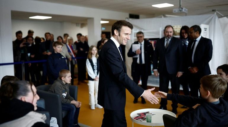 France : le président Macron annonce une campagne de vaccination généralisée contre le papillomavirus dans les collèges