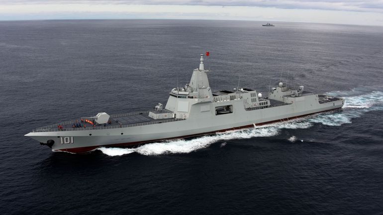 Chine et Russie débutent des exercices navals en mer du Japon